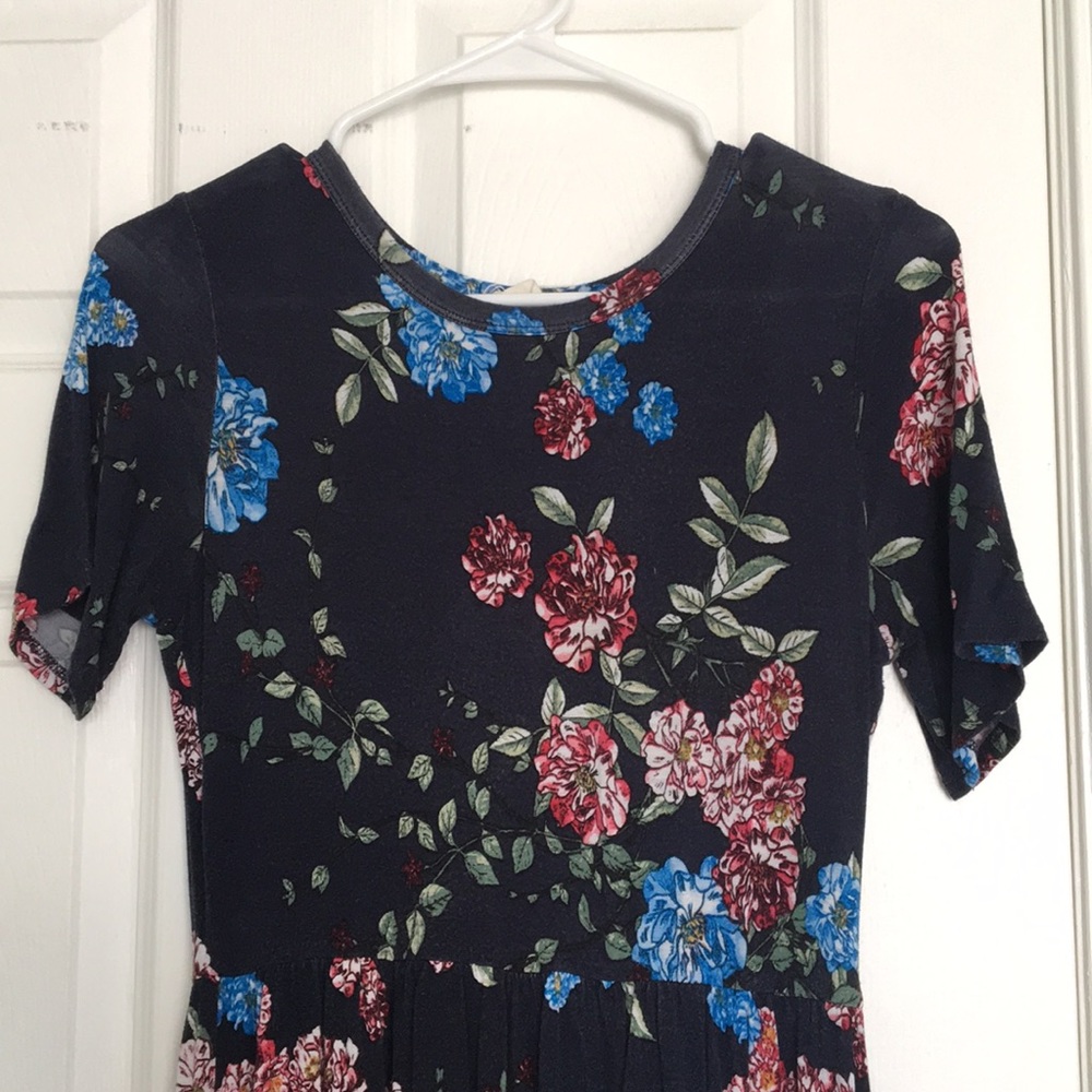 Navy midi dress, very comfy & flowy